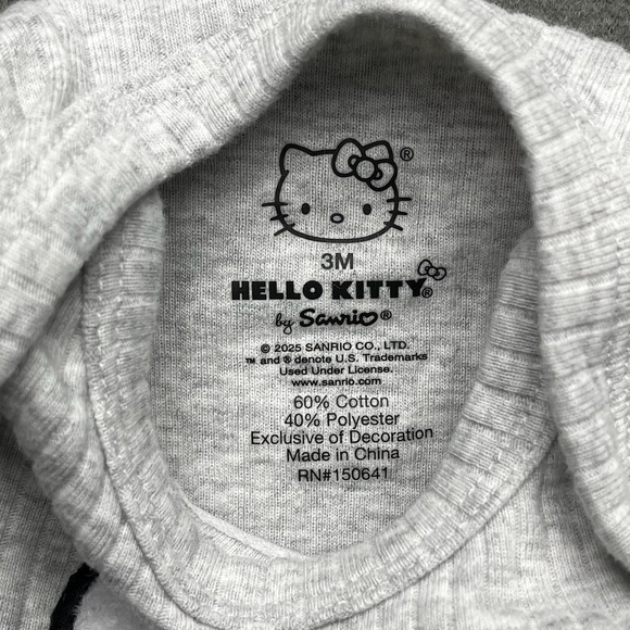 Hello Kitty Baby Bodysuit Gray 3M Puff Graphic Red Bow Sanrio Cotton Blend - Picture 2 of 6